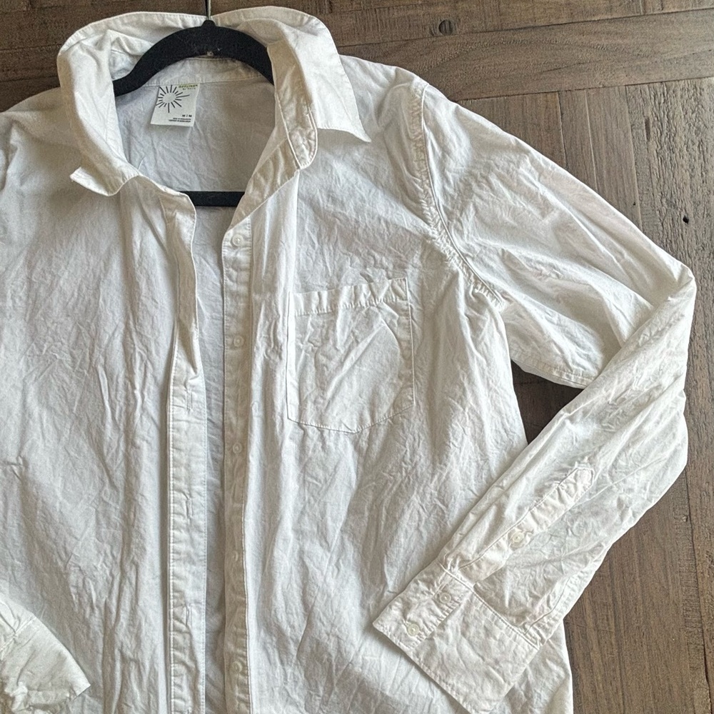 Women’s button up shirt